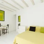 Bed & Breakfast Eco Old Town 3*